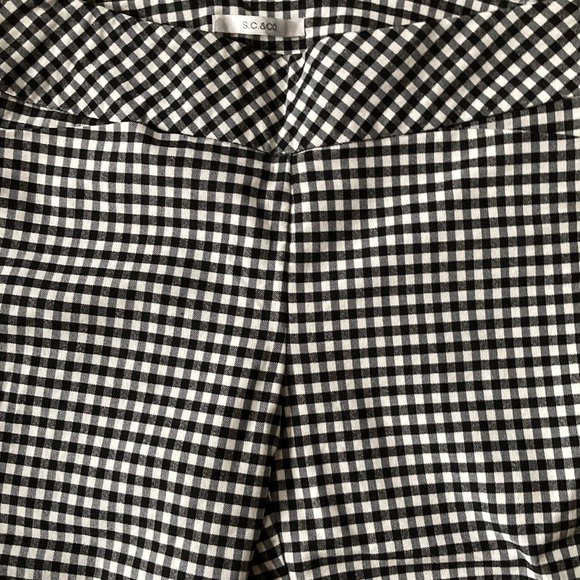 S.C & CO.💫 Women’s Black/White Checkered Lightweight Capri Pants - Picture 5 of 10